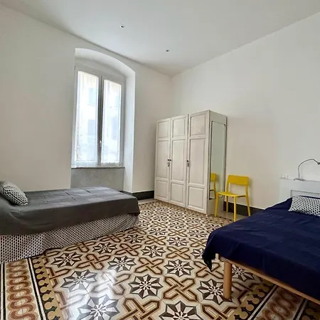 Acatoa - Spacious Bright In The City Center 3 Bedrooms - / Easy Access And Connections To 5 Terre And Portovenere La Spezia